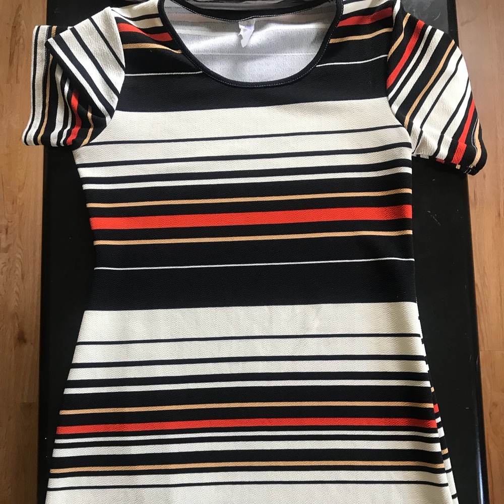 Piphany (Honey and Lace) Auburn Dresses